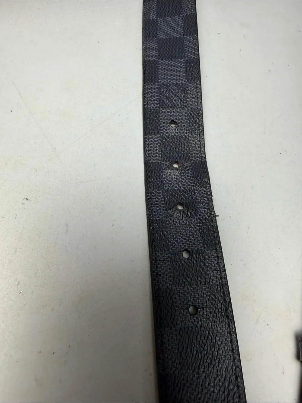 LOUIS VUITTON Ceinture Sydney Black Men's